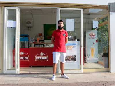 In quest�area verde i salesiani lo scorso 29 maggio hanno aperto il primo �social pub� della citt�: �Lupi & Agnelli�. Anche se pare che la convivenza tra i due �animali� non sia per niente facile. �Bisogna stare sempre a litigare con ragazzi incivili che lasciano bottiglie a terra e introducono cani senza guinzaglio�, si lamenta Alessandro De Bari, gestore del locale 